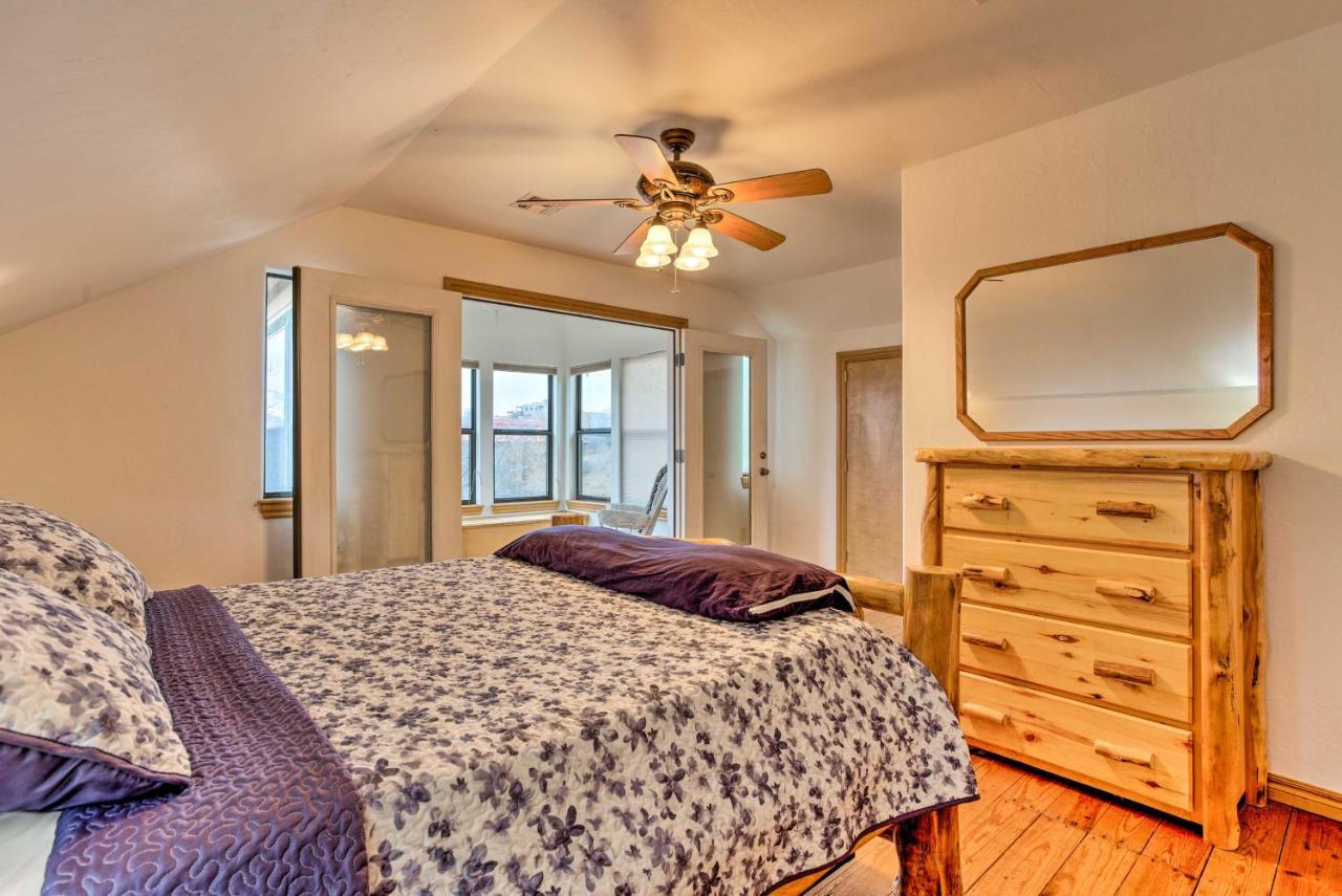 Medicine Park Cabin Rental With Mountain View 外观 照片