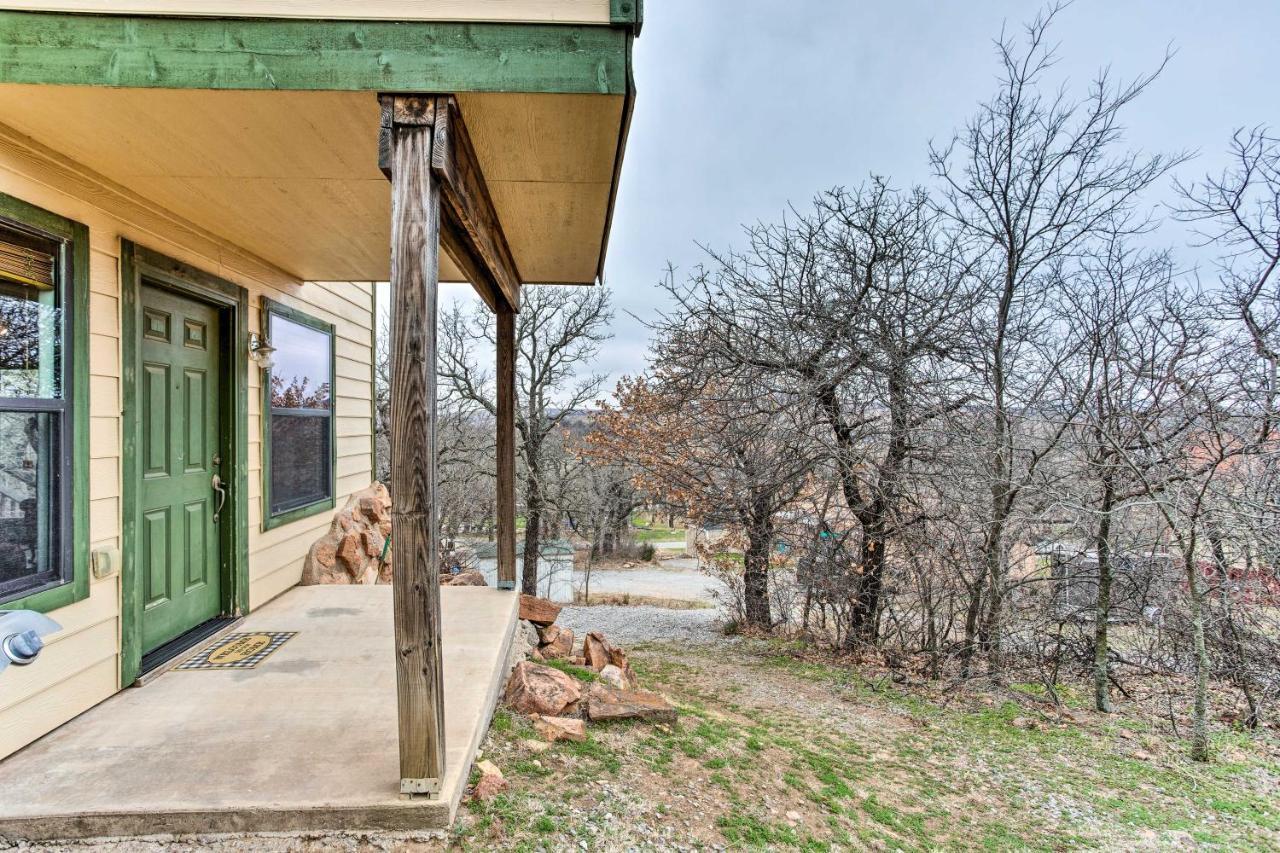Medicine Park Cabin Rental With Mountain View 外观 照片